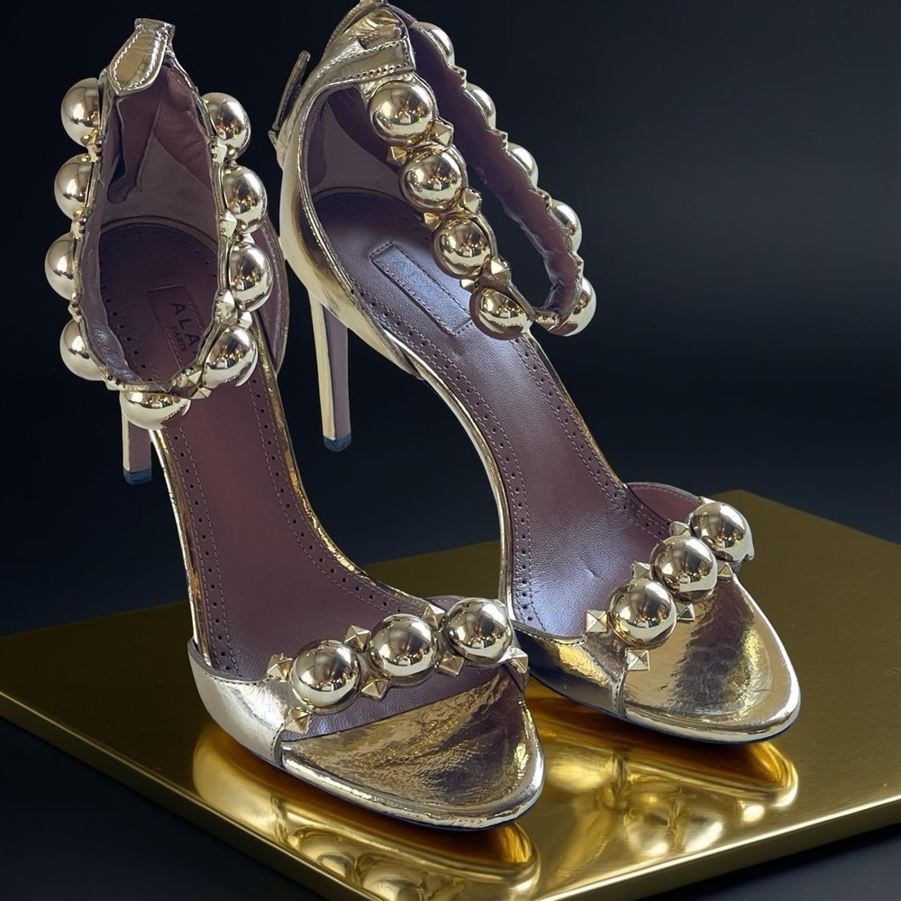 ALAIA Bombe Elegant Gold Women's Heels NWOT size 36 1/2 - 6.5 - NEW